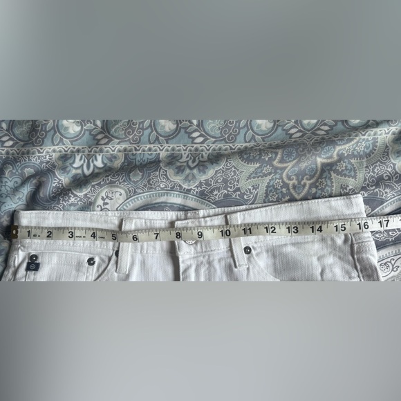AG the Tomboy Crop Relaxed Straight Size 28 - Picture 6 of 6